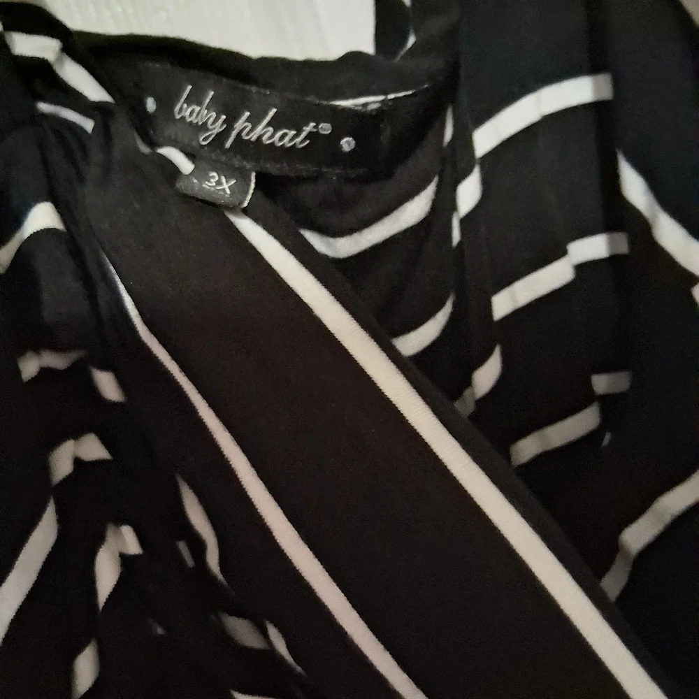 💥 Gifted💥Baby Phat Monochrome Striped Evening Dress Smoke Free Home EUC - Picture 3 of 4